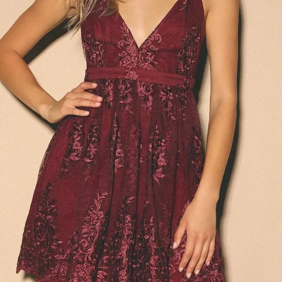 NWT Lulus A Love to Remember Wine Red Lace Backless Skater Dress - Size XS - Picture 2 of 11